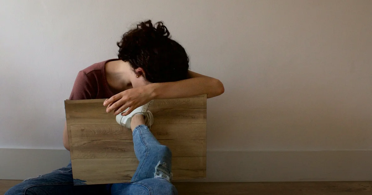 Self-Distancing: Why Zooming Out Actually Calms Anxiety