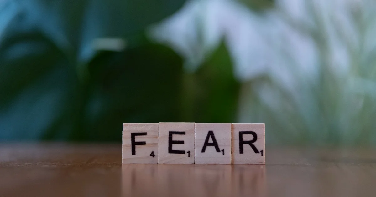 Não conseguia tomar uma grande decisão até experimentar o fear-setting